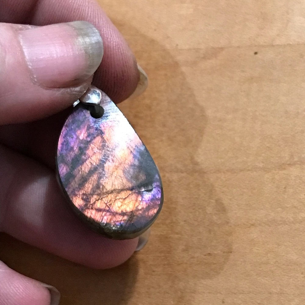 Iridescent Labradorite Pendant Necklace